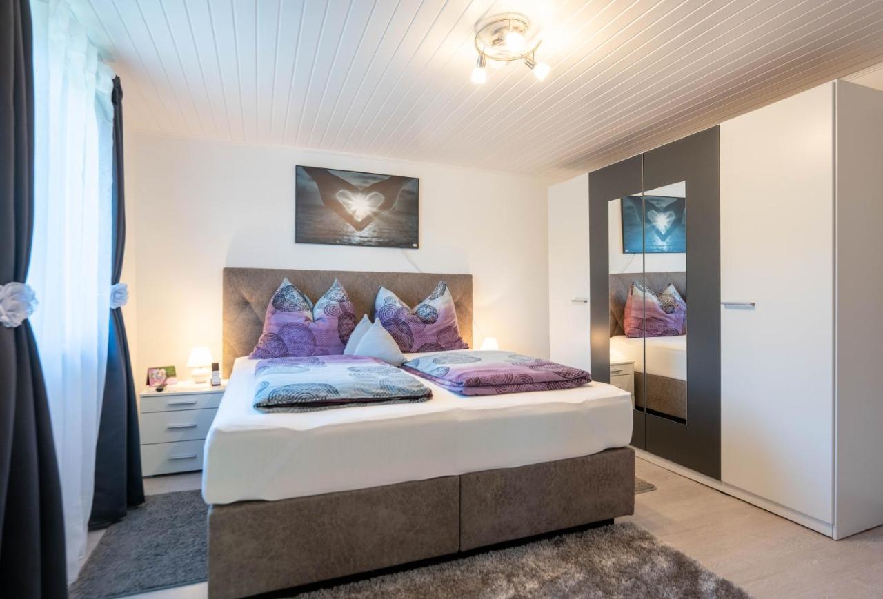 Ferienhaus Treissmann An Der Weinstrasse 里欧查赫 外观 照片